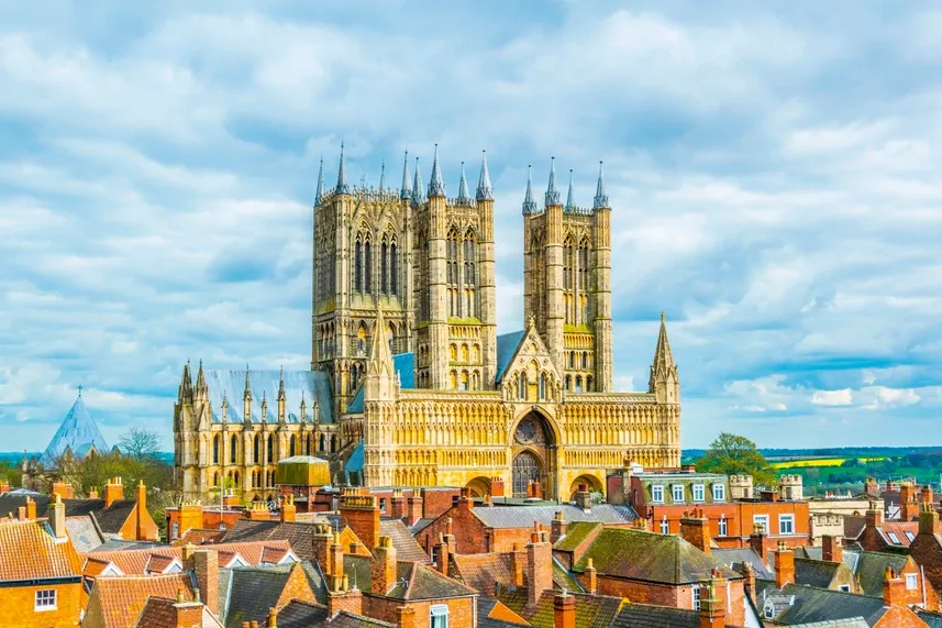 Explore Skegness - Lincoln Catherdral